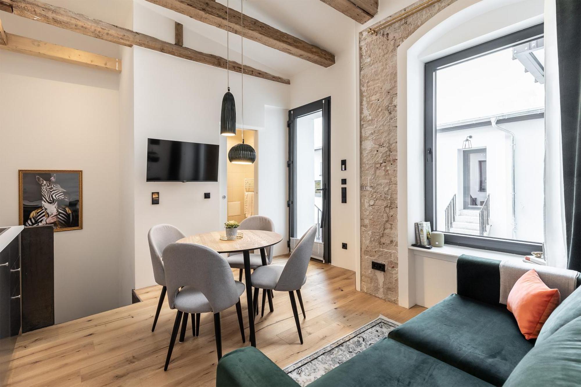 Coolest In Berlin, Easy Check-in, Close To Center, Stylish & Cozy Maisonette #4 * Berlim